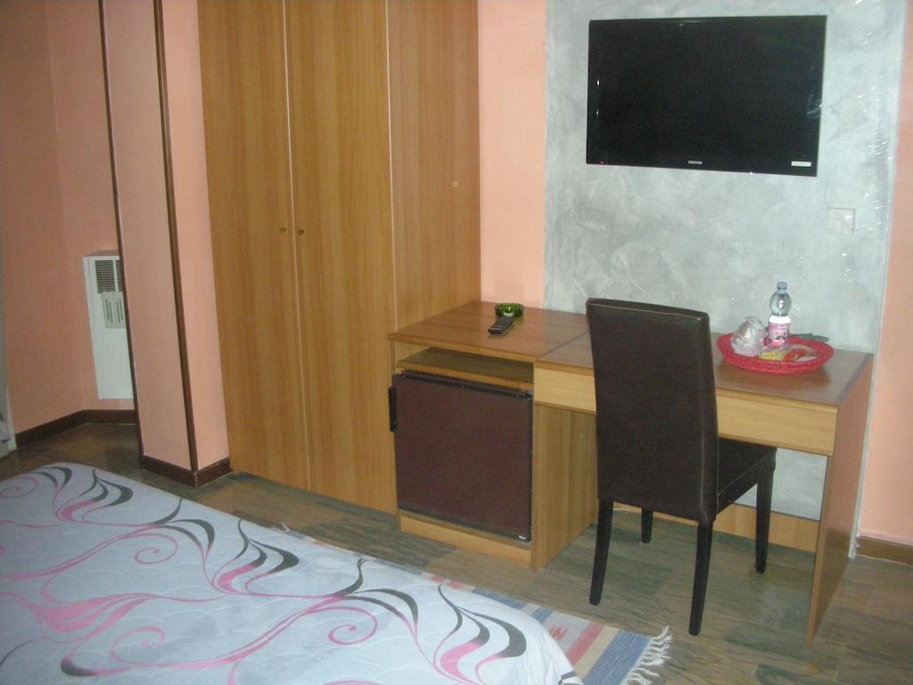 Hotel Total Пизонье Экстерьер фото